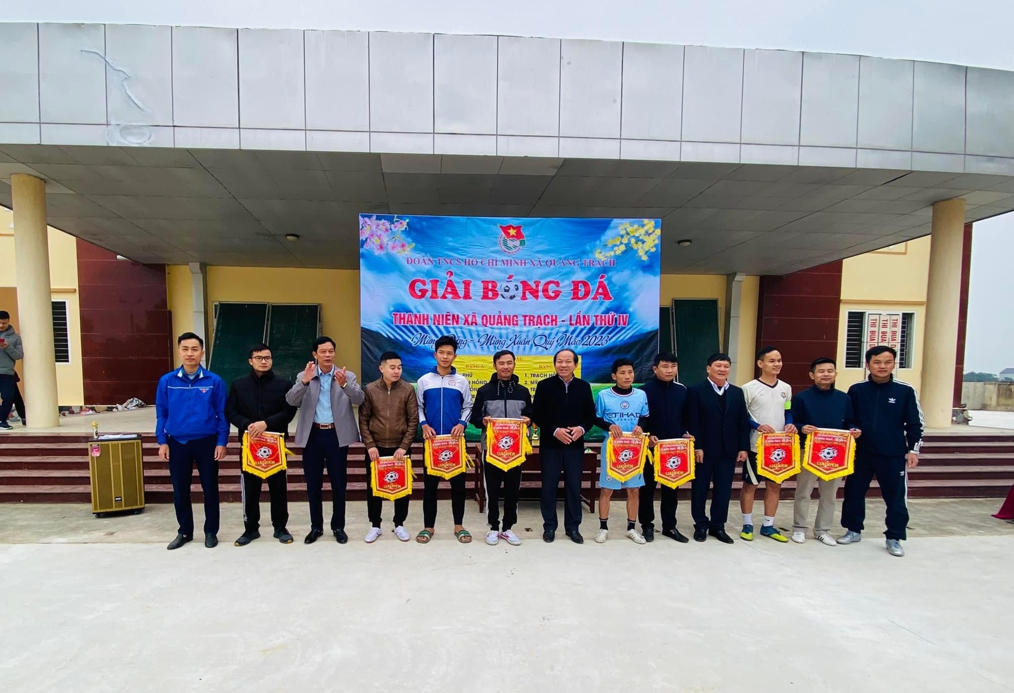 Khai mạc giải bóng đá thanh niên xã Quảng Trạch lần thứ IV